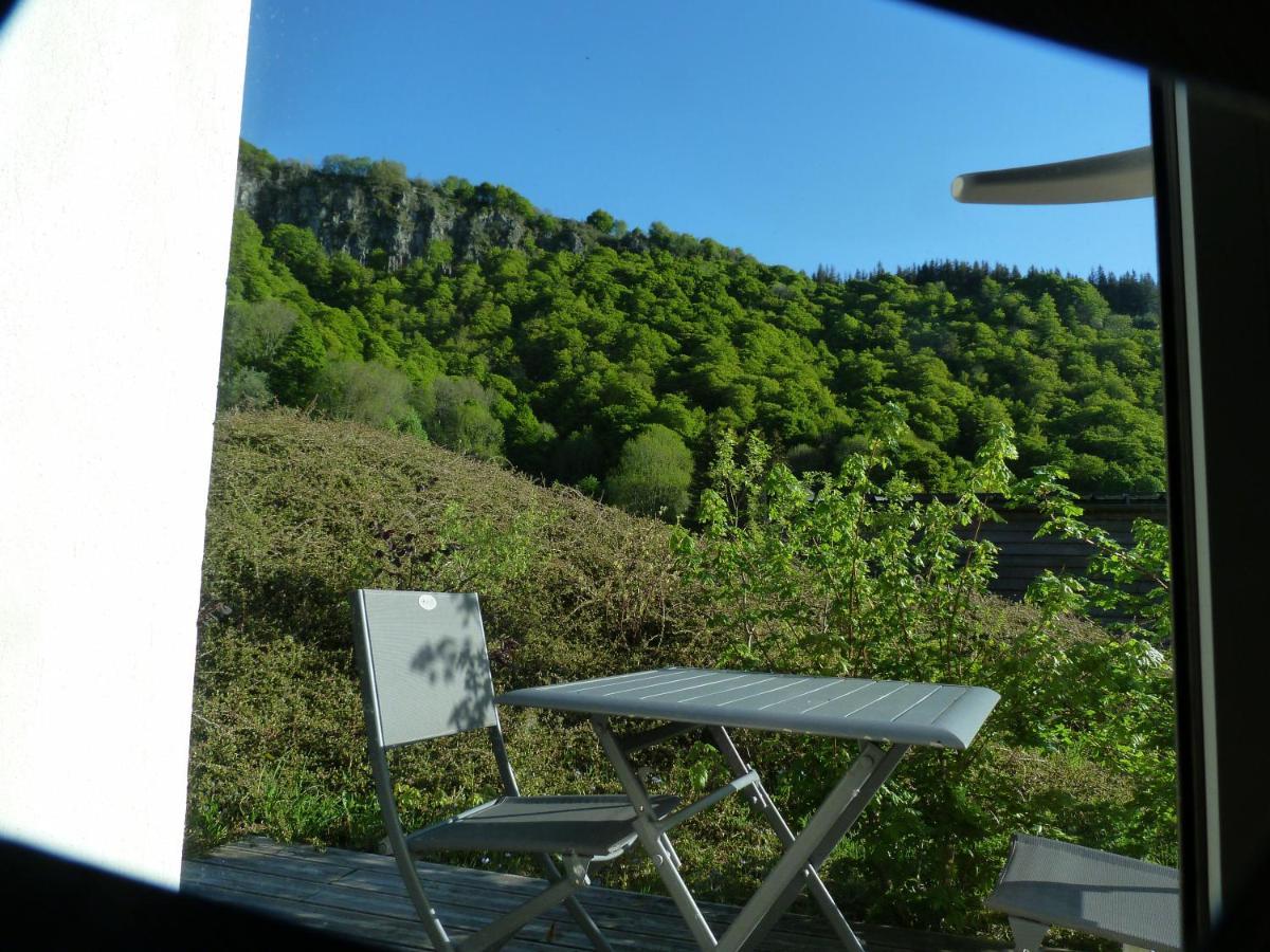 Aux 500 Diables Eco Lodge - Hotel Chambon-sur-Lac Exterior foto